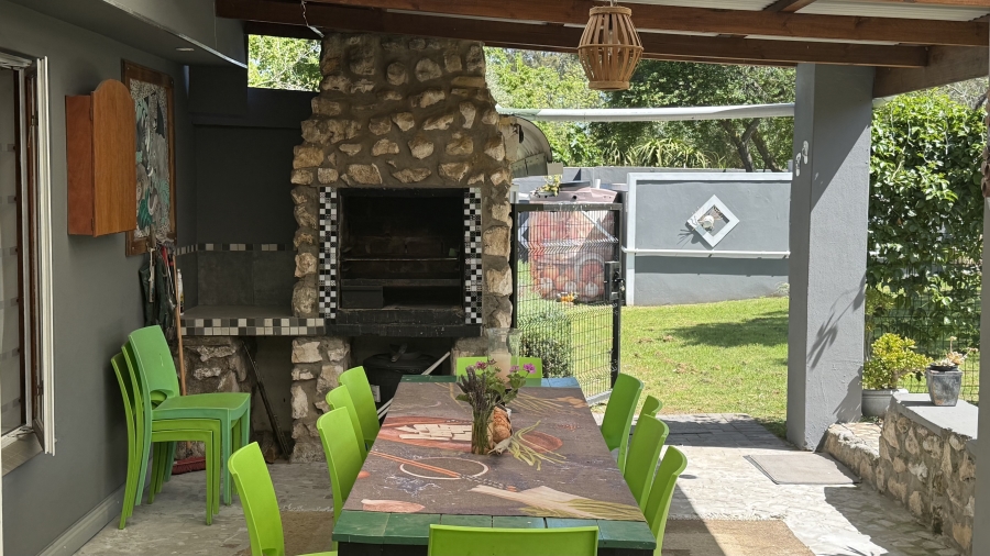 4 Bedroom Property for Sale in Stilbaai Oos Western Cape
